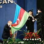 Milli liderliklə siyasi liderlik keyfiyyətlərinin bir dövlət adamında birləşməsi bəşər tarixində nadir rast gəlinən unikal haldır.